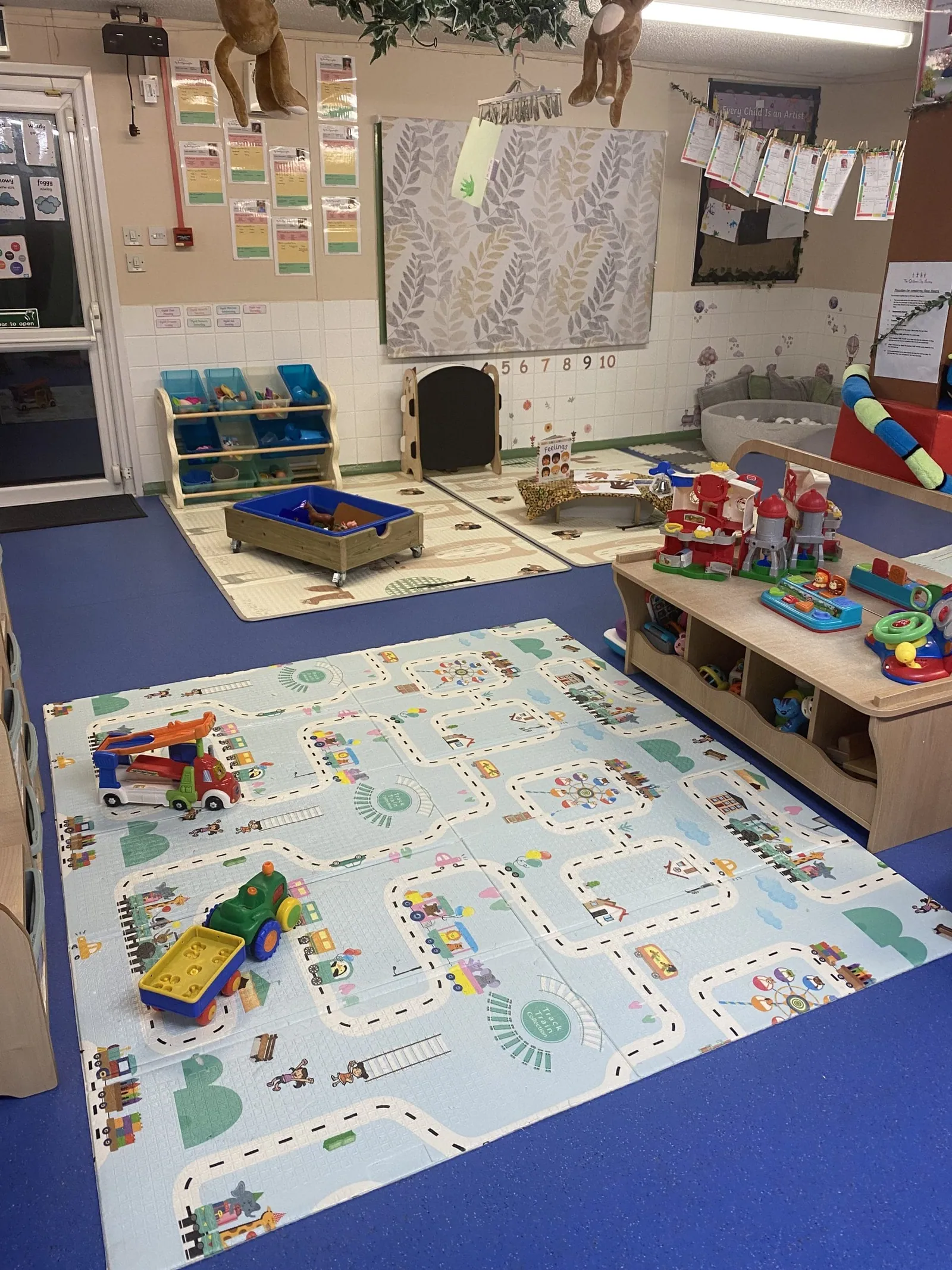 Play space in the Mini Monkeys room